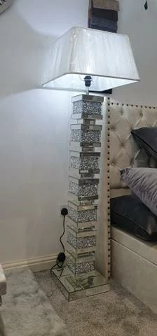 FIL Crushed Diamond Layers Floor Lamp LAMPS