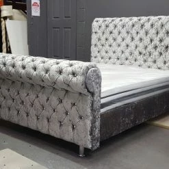 FIL Dicaprio Sleigh Crushed Velvet Bed