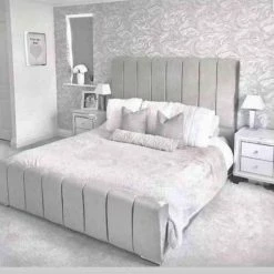 FIL BED COLLECTION LINCOLN BEDFRAME IN PLUSH VELVET