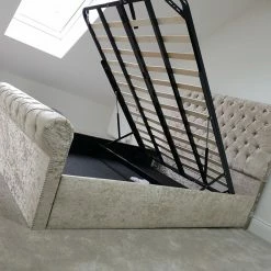 FIL BED COLLECTION Sleigh Ottoman Gaslift Chesterfield Crushed Velvet Storage Bed